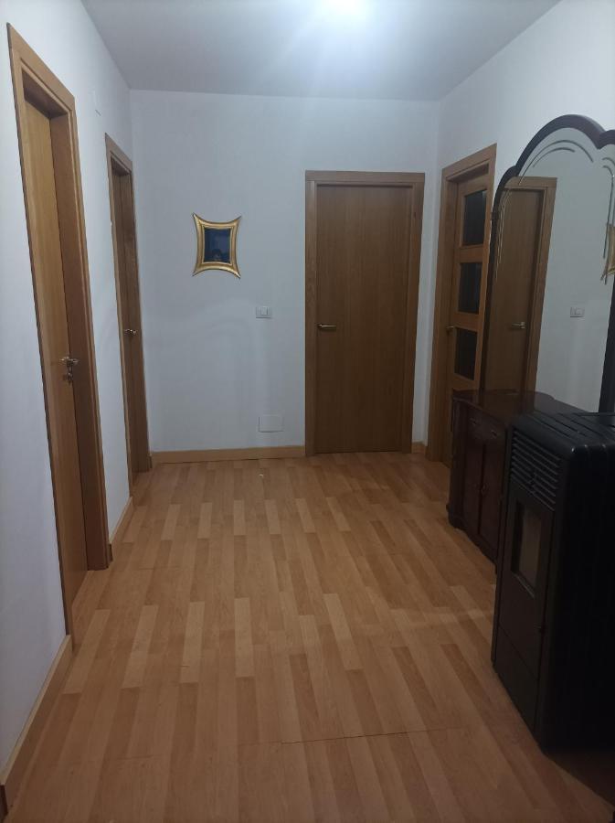 Piso Cervantes Apartment Sarria Exterior photo