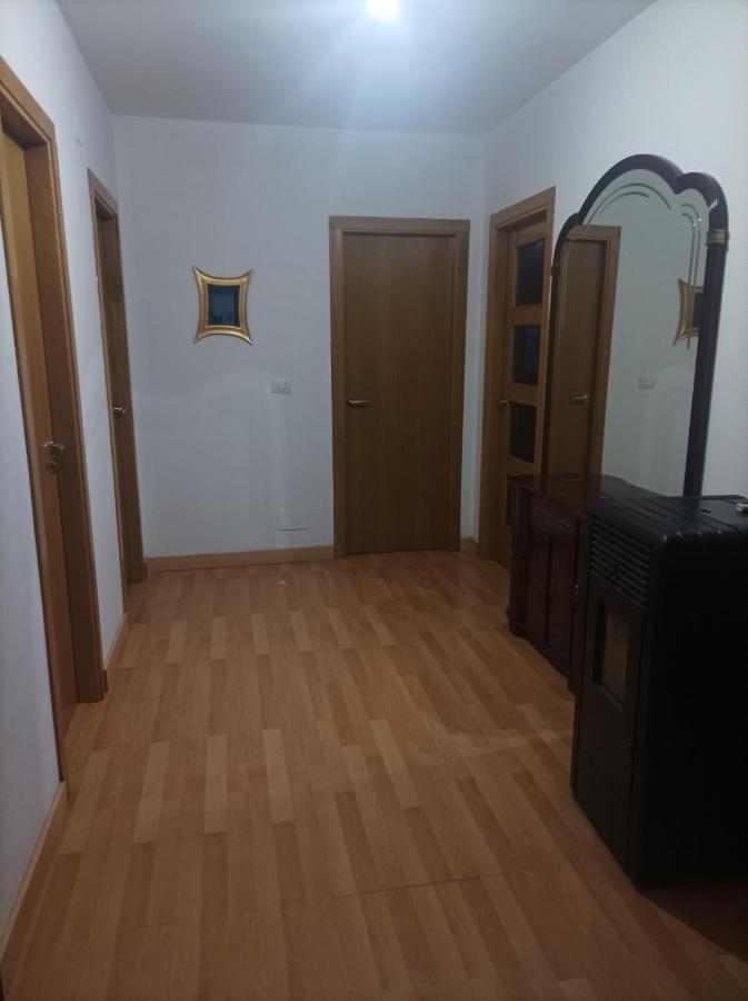 Piso Cervantes Apartment Sarria Exterior photo
